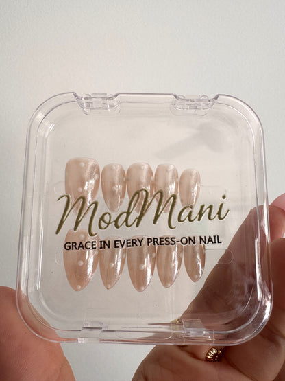 Glazed Dotty reusable short almond press on nails in ModMani case