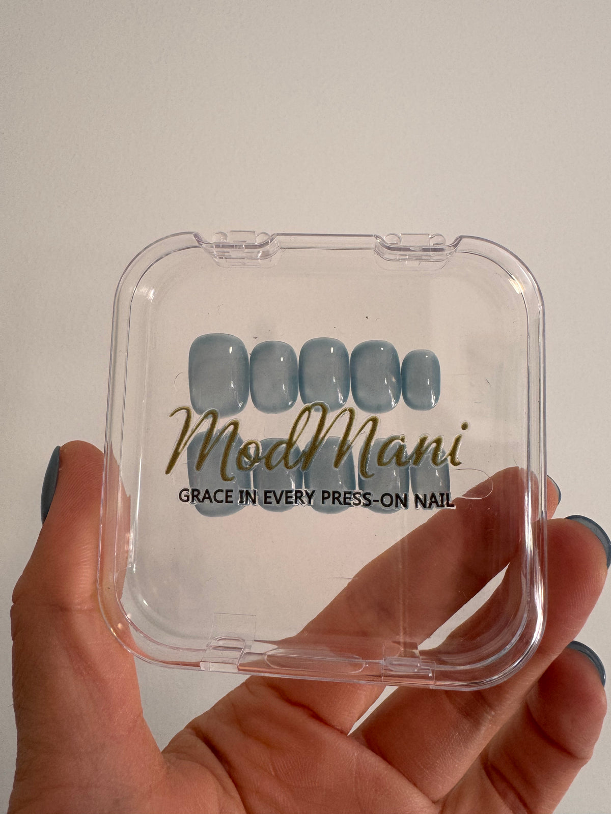 Misty Ocean reusable blue grey press on nails in ModMani case